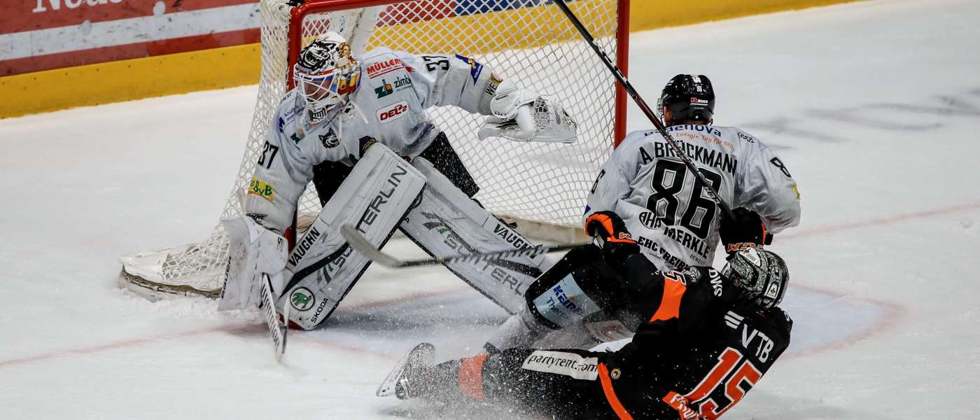 frankfurt freiburg Puckpix by Steph